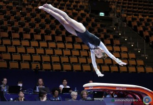 isr ph simone ferraro sfa06712 copia